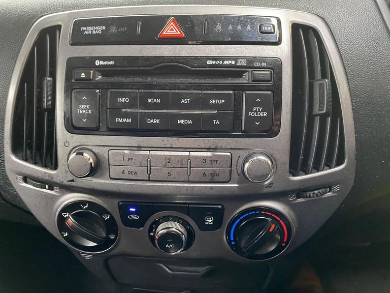 HYUNDAI I20 1.4 Active Auto Euro 5 5dr 2014