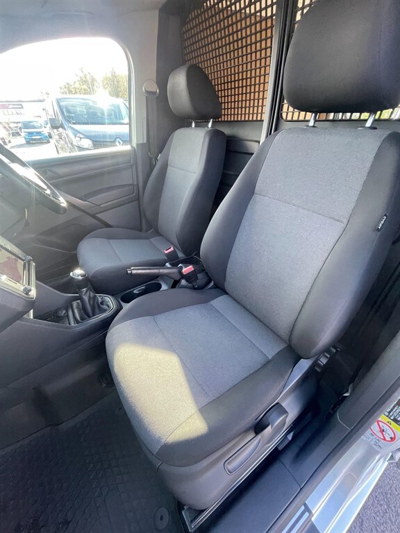 2018 Volkswagen Caddy 2.0 TDI C20 BlueMotion Tech Highline SWB Euro 6 (s/s) 5dr Panel Van Diesel ...