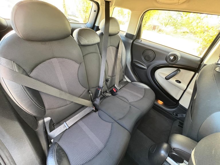 2011 MINI Countryman 1.6 Cooper D Euro 5 (s/s) 5dr HATCHBACK Diesel Manual