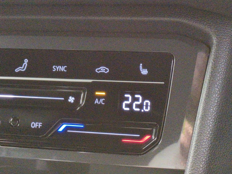 2022 Volkswagen Tiguan Allspace 1.5 TSI R-Line SUV 5dr Petrol DSG Euro 6 (s/s) (150 ps) - AUTO PA...