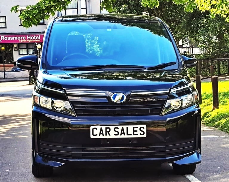 2015 Toyota Voxy 1.8 Hybrid Automatic 81,900 Miles. 7 Seater. Hybrid Petrol. PX OK MPV Petrol/Ele...