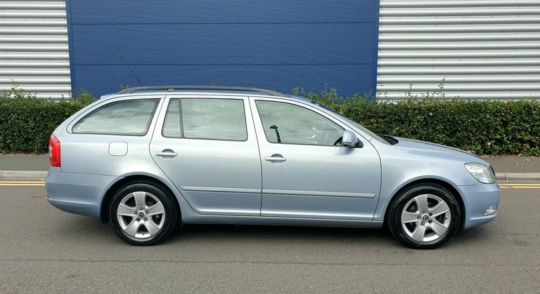 2010 Skoda Octavia 1.6 TDI CR Elegance 5dr DSG ESTATE Diesel Automatic