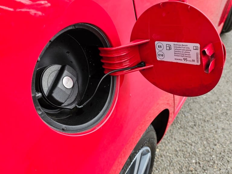 2019 SEAT Mii 1.0 12v GPF FR Line Hatchback 5dr Petrol Manual Euro 6 (75 ps) Hatchback Petrol Manual