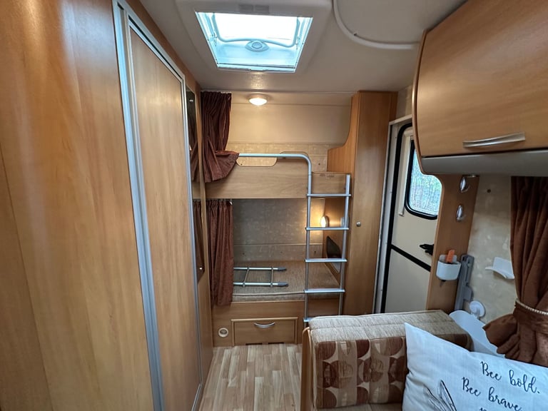 2007 SWIFT ORONSAY 6 BERTH, JUST SERVICED & DAMP TESTED