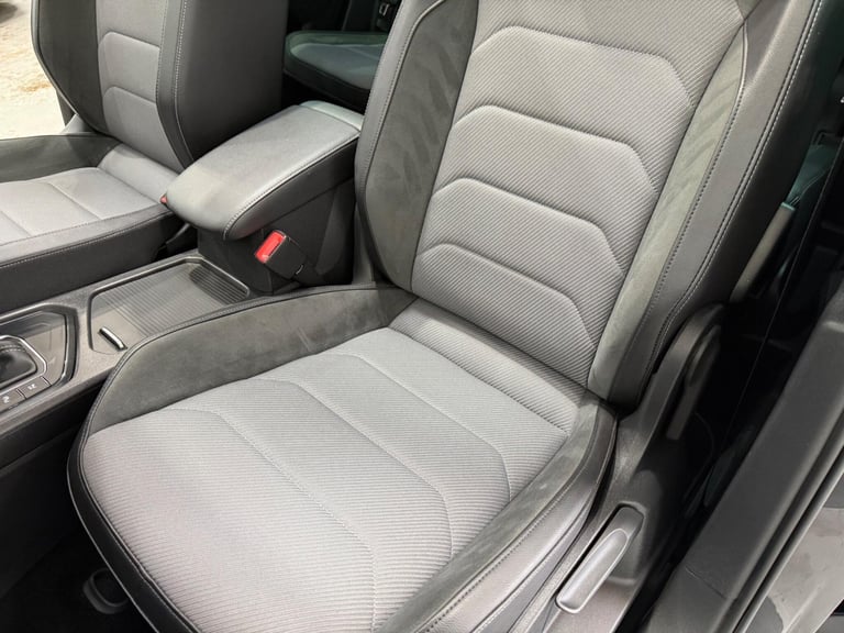 2020 Volkswagen Tiguan 2.0 TDI R-Line Tech SUV 5dr Diesel DSG Euro 6 (s/s) (150 ps) ESTATE Diesel...