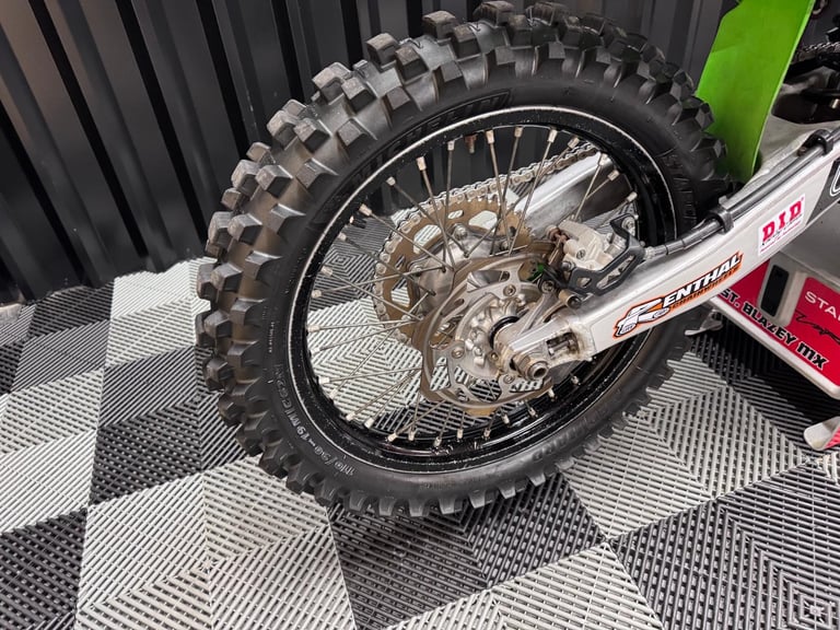 2019 KAWASAKI KXF 450 MOTO-X BIKE - 1 OWNER FROM NEW
