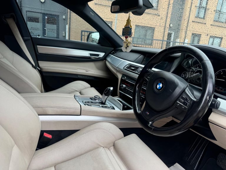 2011 BMW 7 Series 3.0 730d M Sport Auto Euro 5 4dr SALOON Diesel Automatic