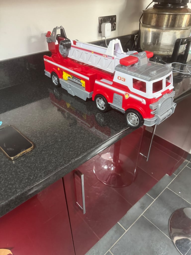 Paw patrol fire engine 