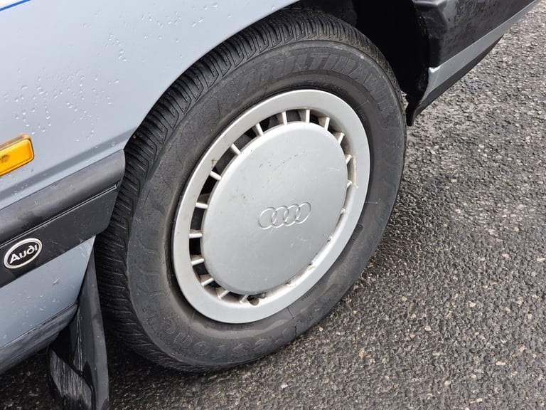 1990 Audi 100 2.3E 4dr SALOON Petrol Manual