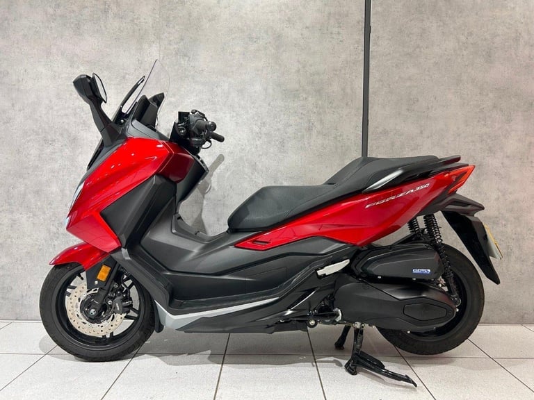 image for 73/2023 Honda Forza 350 NSS350 - 1054 miles 