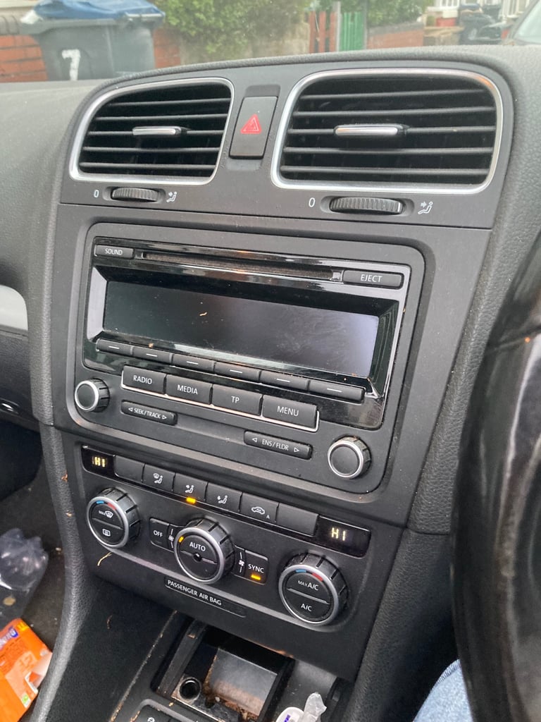 Volkswagen, GOLF, Convertible, 2012, Manual, 1968 (cc), 2 doors