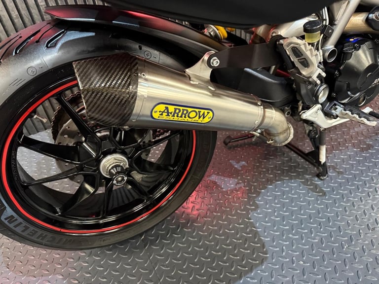 2015 Ducati Hyperstrada 821 821 Euro 3