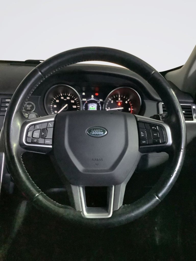2018 Land Rover Discovery Sport 2.0 TD4 SE SUV 5dr Diesel Auto 4WD Euro 6 (s/s) (180 ps) ESTATE D...