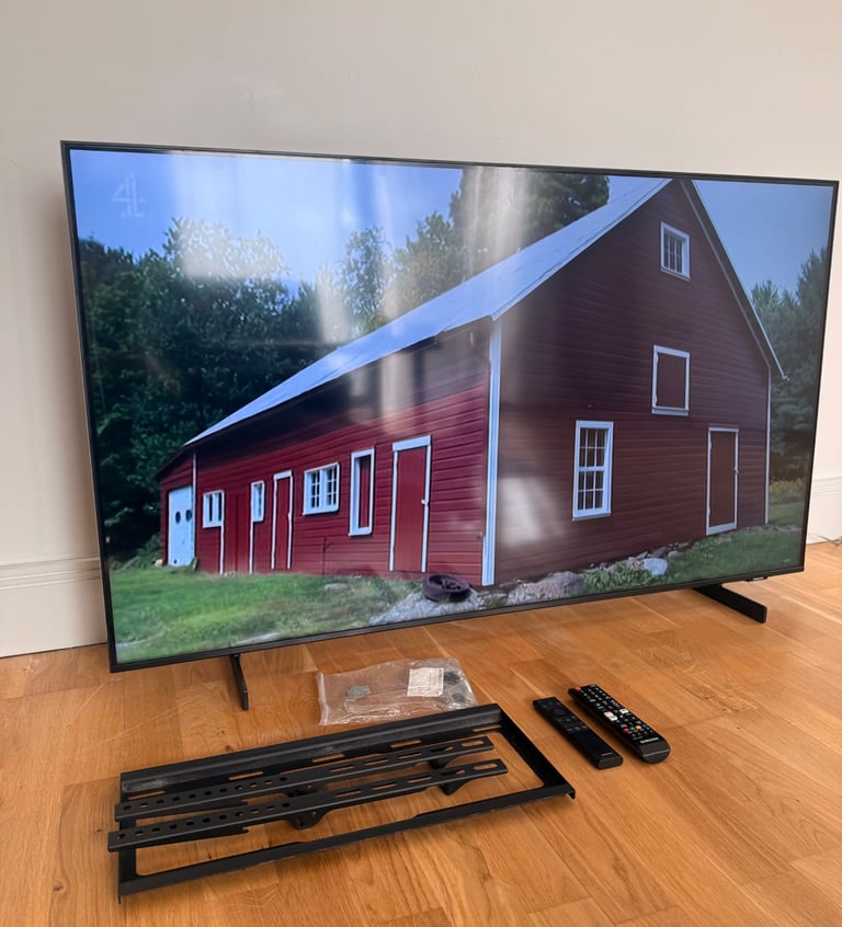 image for Samsung 55 Crystal UHD smart T.V  4K includes T.V Wall bracket ** Fully Working