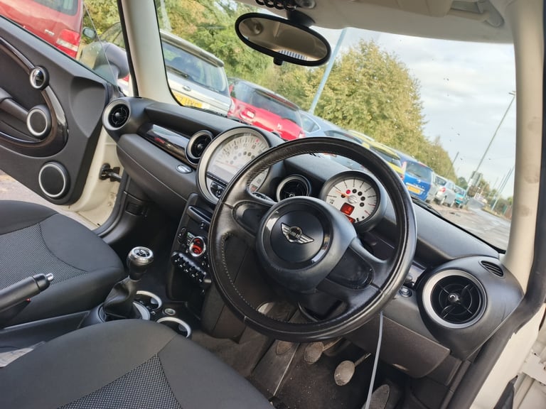 2011 MINI Hatch 1.6 One 3dr HATCHBACK Petrol Manual