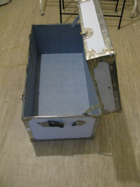 Chest . Size : H=40cm , W=40cm , L=80cm