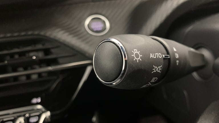 2024 Peugeot 2008 1.2 PureTech Allure SUV 5dr Petrol EAT Euro 6 (s/s) (130 ps) SUV Petrol Automatic