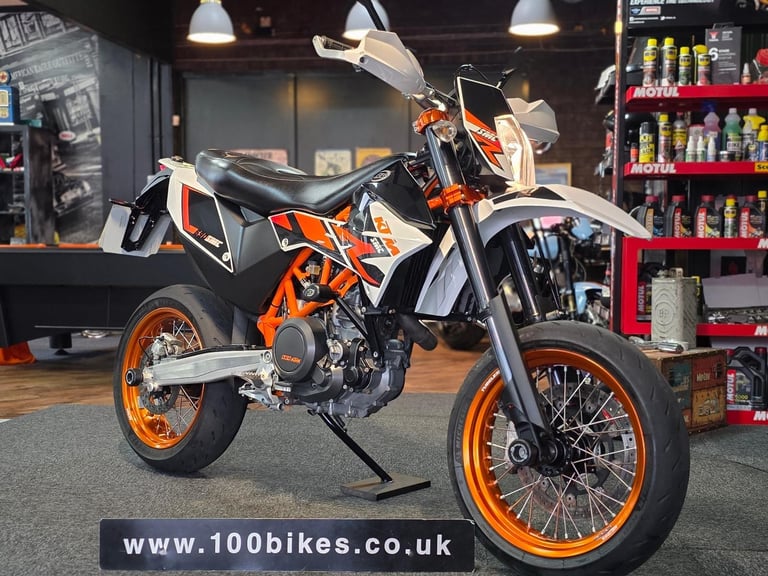 2015 KTM 690 SMC SUPER MOTO EXTRA'S 10,000 MILE'S 