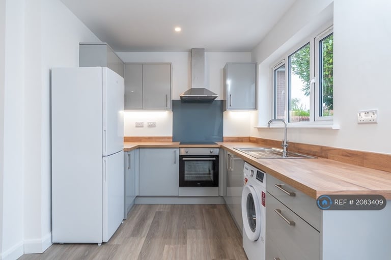 3 bedroom house in Hill Lane, Southampton, SO15 (3 bed) (#2083409)