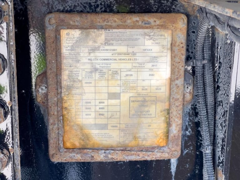 WILCOX INSULATED TIPPING TRAILER 