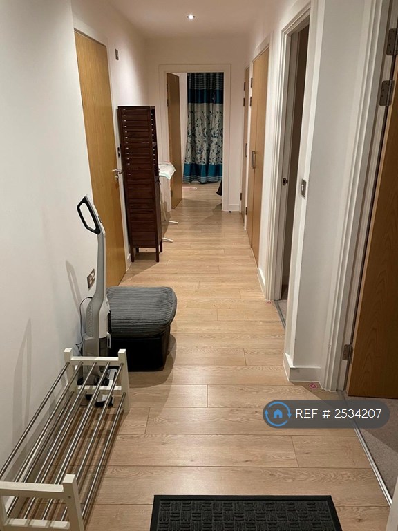2 bedroom flat in Priory Court, Romford, RM7 (2 bed) (#2534207)