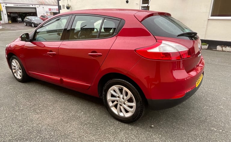2014 Renault Megane 1.5 dCi Dynamique TomTom Energy 5dr HATCHBACK Diesel Manual