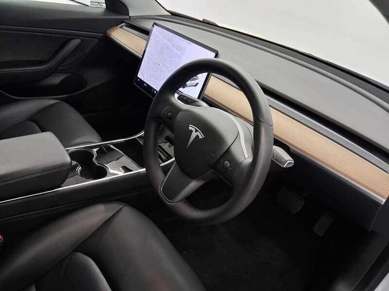 2020 Tesla Model 3 Standard Range Plus Saloon 4dr Electric Auto RWD (241 bhp) SALOON Electric Aut...