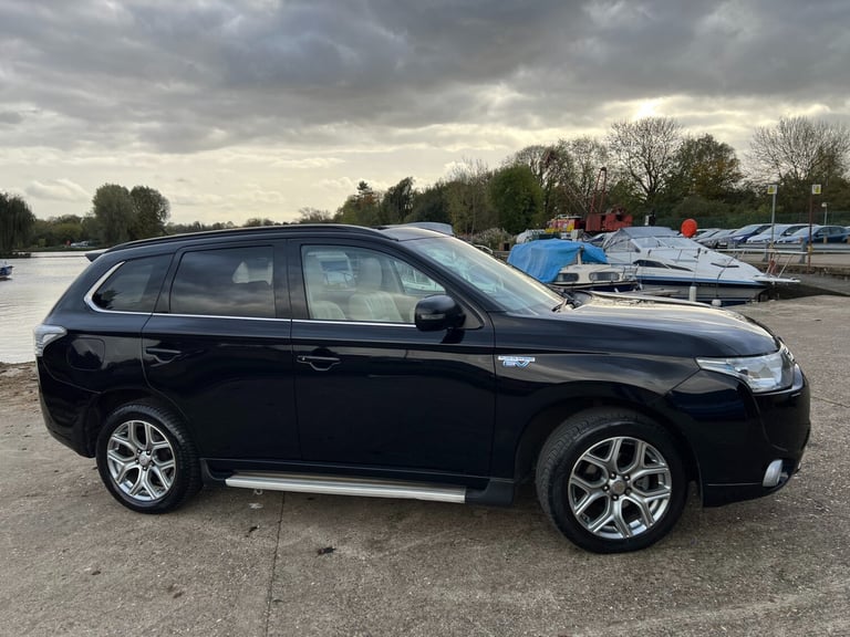 2015 Mitsubishi Outlander 2.0 PHEV GX5h 5dr Auto ESTATE Petrol Parallel Phev Automatic