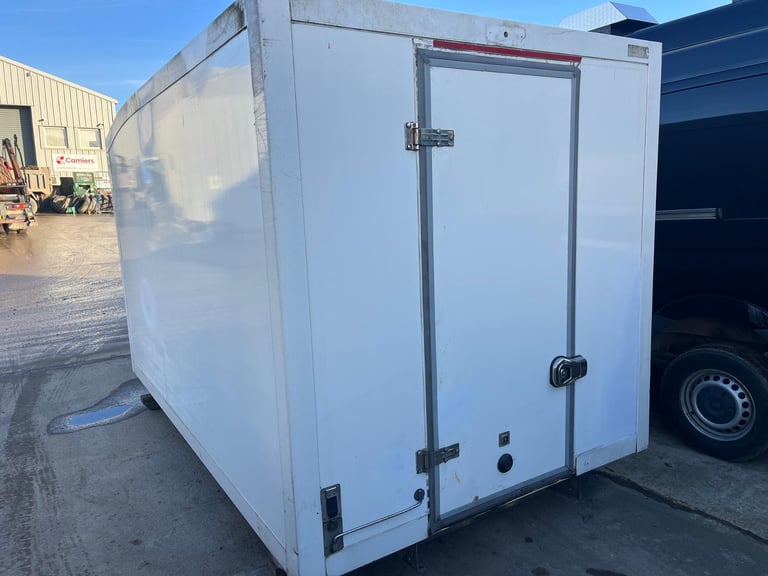 12FT FRIDGE BOX BODY / COLD ROOM/ STORAGE FOR SALE CHOICE OF 10