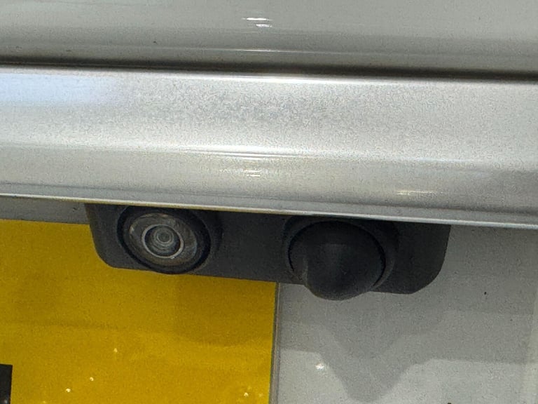 2018 Land Rover Range Rover Sport 2.0 SD4 HSE 5dr Auto ESTATE DIESEL Automatic