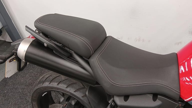 YAMAHA MT-03 ** MOT SEPTEMBER 2026 - HAND GUARDS - STANDARD SPEC ** 