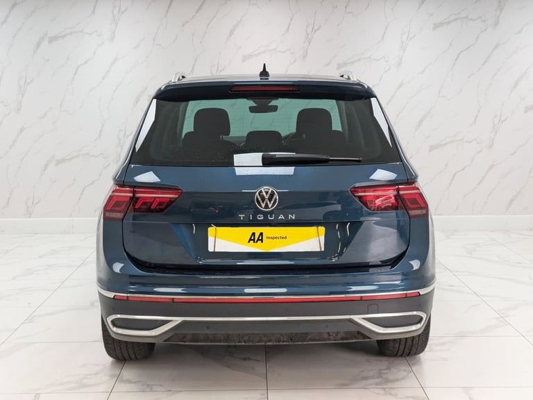 2020 Volkswagen Tiguan 1.5 ELEGANCE TSI DSG 5d 148 BHP 7SP AUTOMATIC ESTATE Estate Petrol Semi Au...