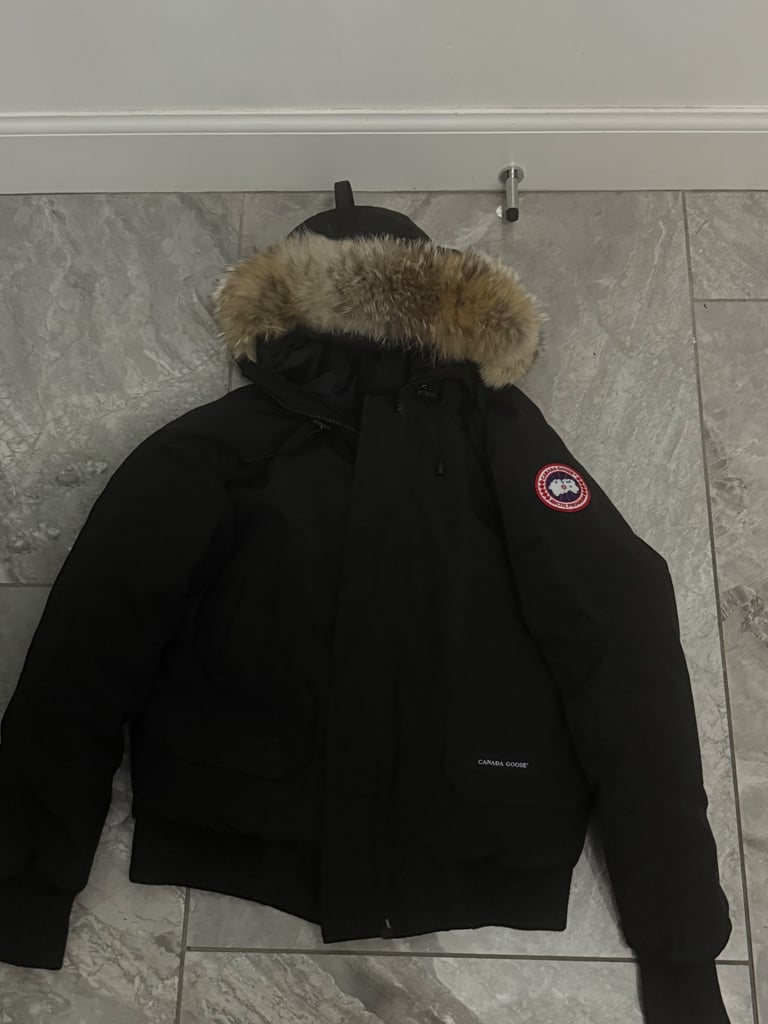 Canada goose Chilliwack size small 