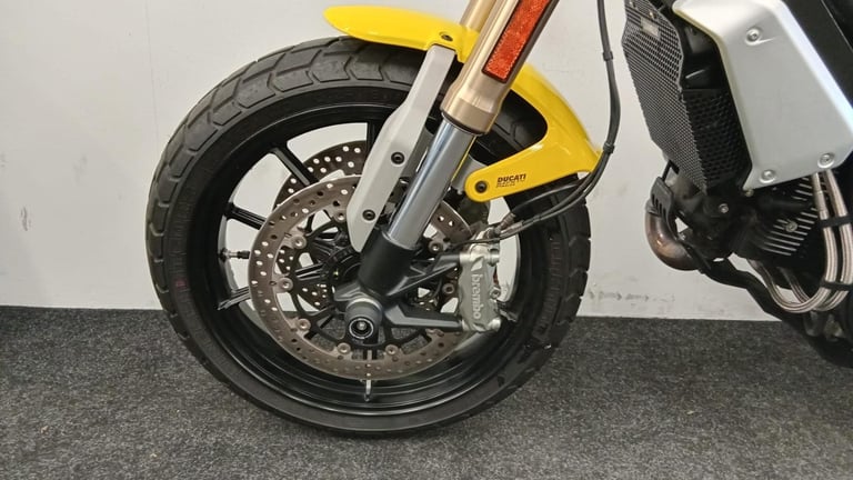DUCATI SCRAMBLER 1100 ** FULL SERVICE HISTORY - BELTS DONE - 12 MONTH MOT **