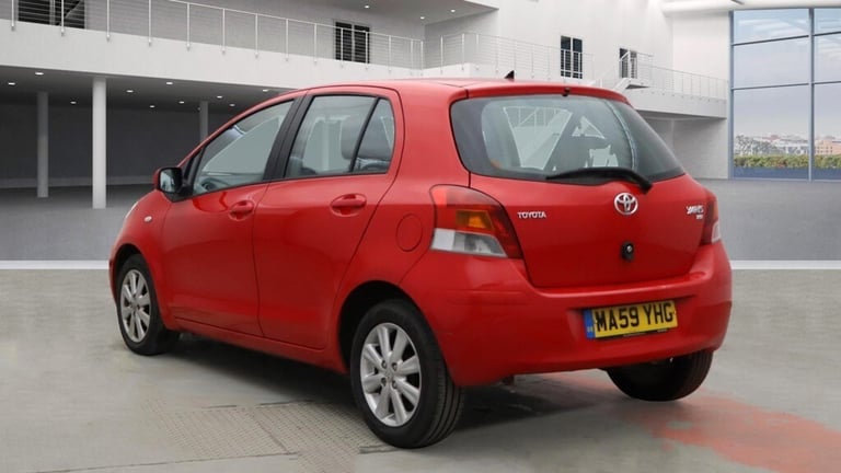 2009 Toyota Yaris 1.33 VVT-i TR 5dr [6 speed] - £35 road tax HATCHBACK Petrol Manual
