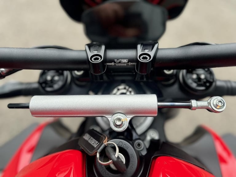 2022/71 Ducati Street Fighter V2 Motorcycle 