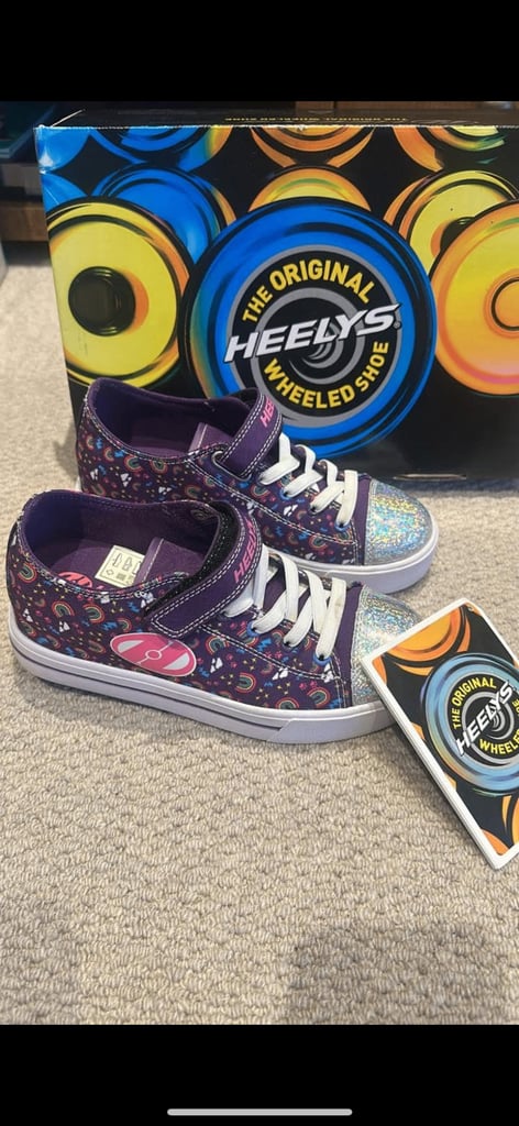image for Snazzy Original Heelys