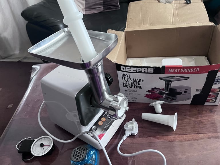 image for Geepas meat grinder and meat mincer