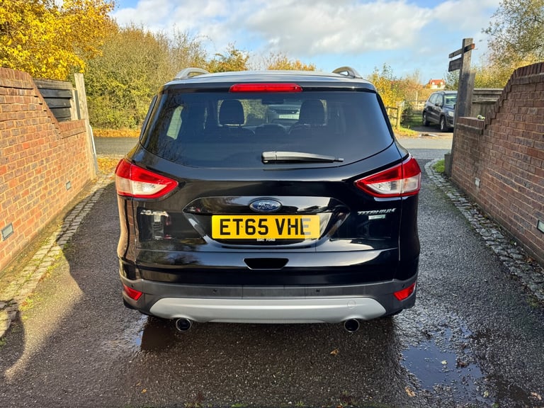 2016 FORD KUGA TITANIUM 1.5 PETROL ECO BOOST SUV MANUAL + 10 FORD SERVICES 