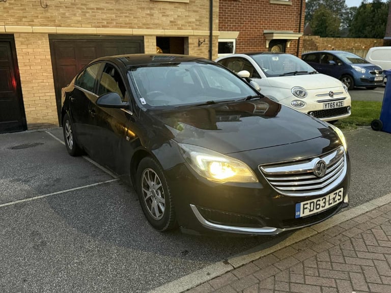 Cheap Vauxhall, INSIGNIA, Hatchback, 2013, Manual, 1956 (cc),5 doors for sale in Mexborough, South Yorkshire