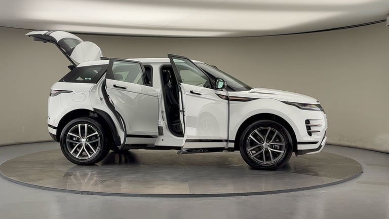 2025 Land Rover Range Rover Evoque 1.5 P270e 12.17kWh Dynamic SE SUV 5dr Petrol Plug-in Hybrid Au...