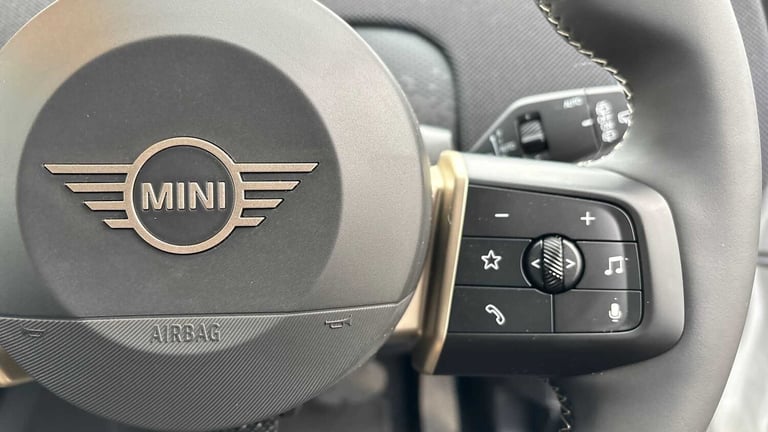 2024 MINI Countryman 150kW E Classic 66kWh 5dr Auto Hatchback Electric Automatic