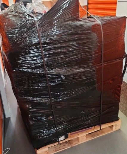1600 Piece Massive Clothing Bundle Joblot.