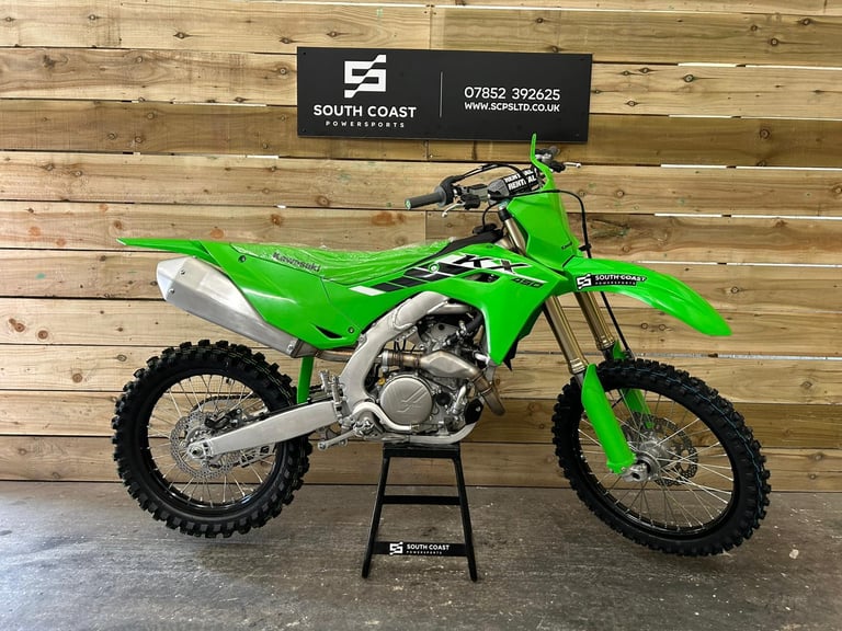 KAWASAKI KX 450 2025 MOTOCROSS BIKE BRAND NEW UK DEALER 