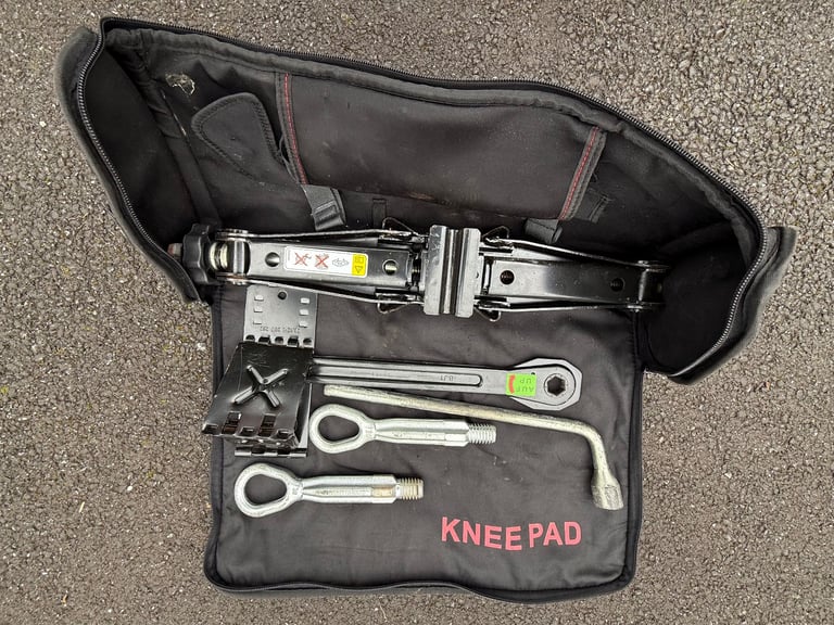 Jack and tool kit for Mini countryman or similar car!