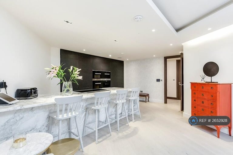 2 bedroom flat in Countess House, London, SW6 (2 bed) (#2652928)