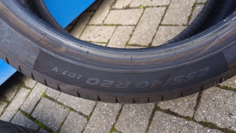 Pirelli tyre for sale,255/40/20