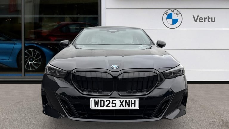 2025 BMW 5 Series 530e M Sport Pro 4dr Auto Saloon Saloon Hybrid Automatic