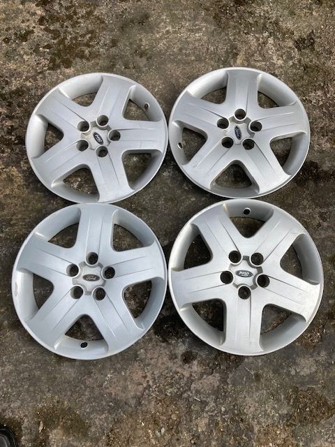 Ford Focus Mk2 / CMax 4No wheel trims 16” - 4 No Alloy look alike. Part No Ford 4M51 – 1000 - D 