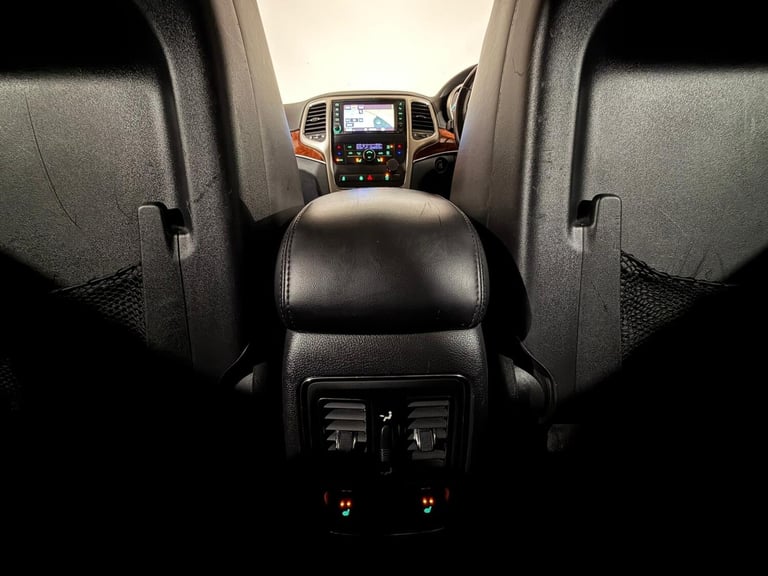 2011 JEEP GRAND CHEROKEE LIMITED CRD 3.0 DIESEL V6 AUTOMATIC 4WD 4X4 SUV 240 BHP